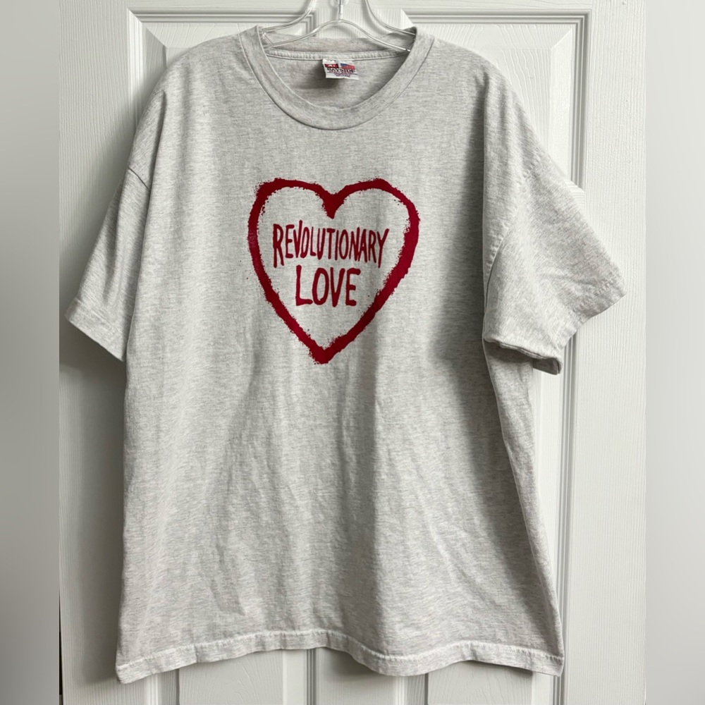 Ani Difranco “Revolutionary Love”Double Sided Music T-Shirt Size 2XL.Made in USA